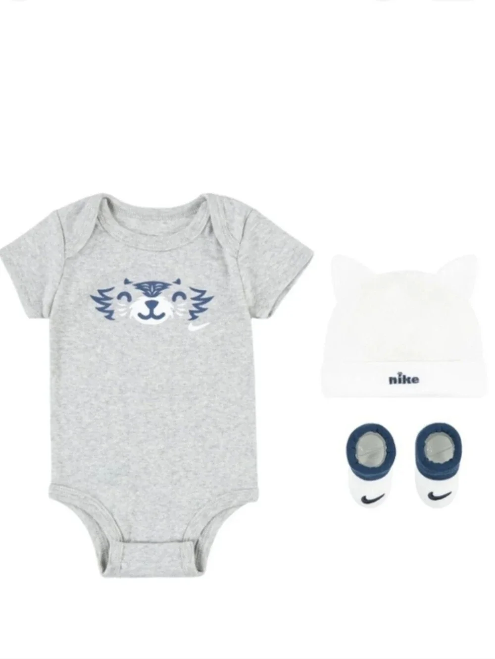 Nike Baby 3-Piece Set in Gray and Blue. NEW!